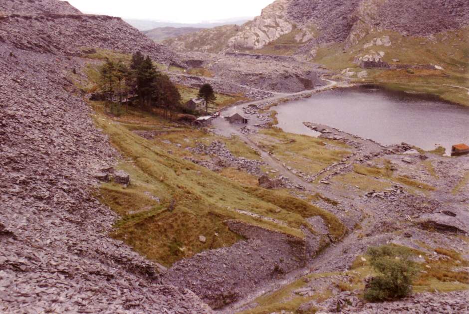 * [Pic 21] Cwmorthin Quarry - Lake Mill Site (1988) *