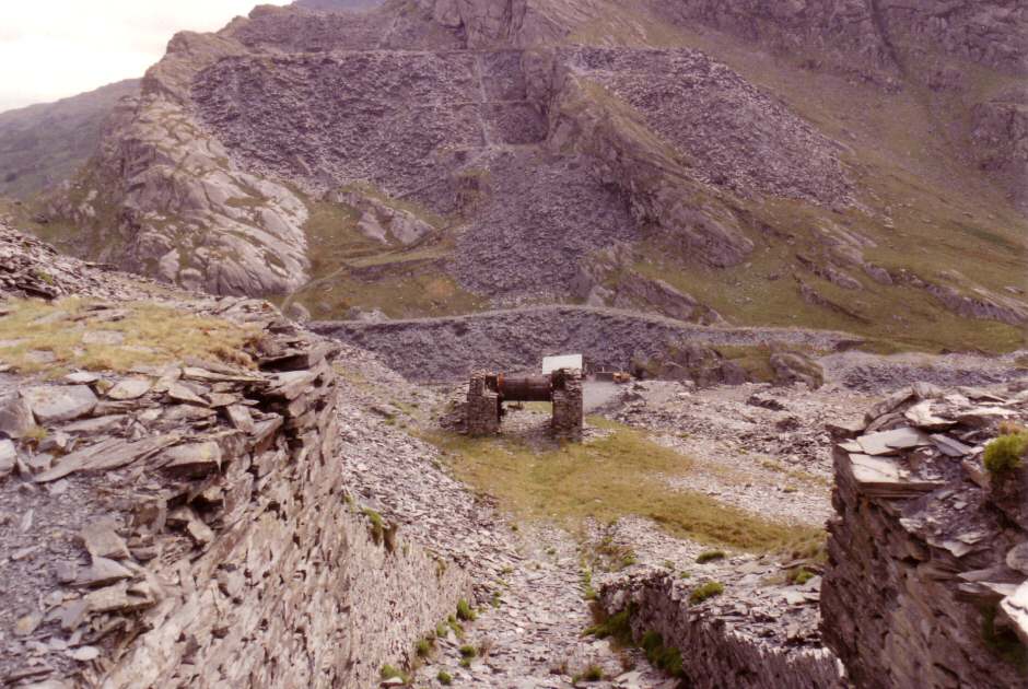 * [Pic 24] Cwmorthin Quarry - Floor 7 (1988) *