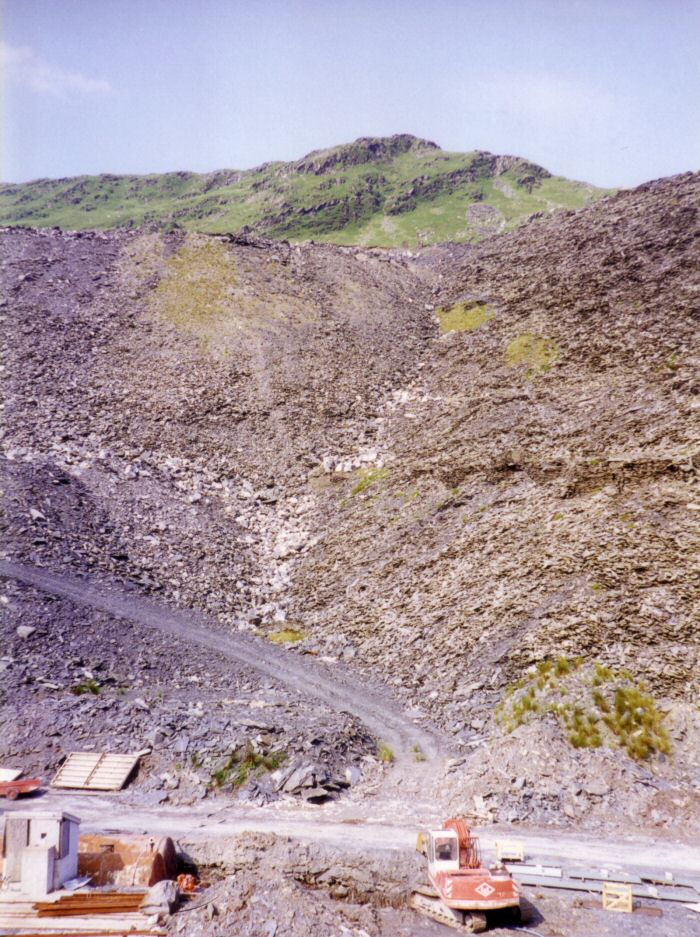 * [Pic 28] Cwmorthin Quarry - Site of Main Incline (1995) *